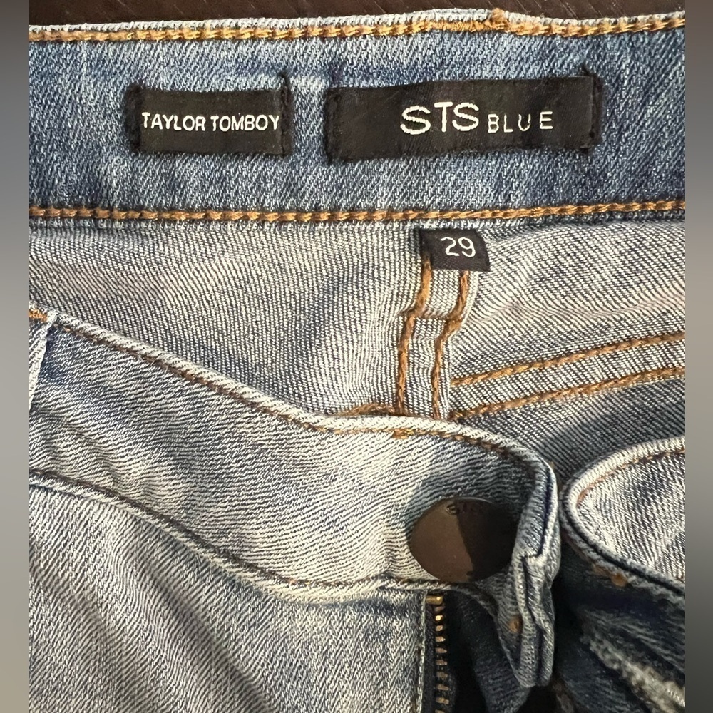 STS Blue Taylor Straight Leg Star Studded Jeans Size 29 NWOT - Picture 9 of 10
